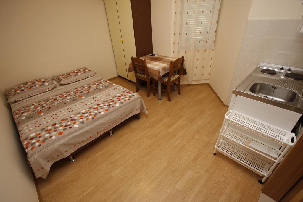 Apartments Lidus Makarska Chambre photo