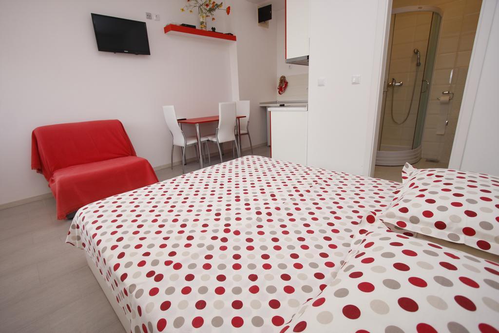 Apartments Lidus Makarska Chambre photo