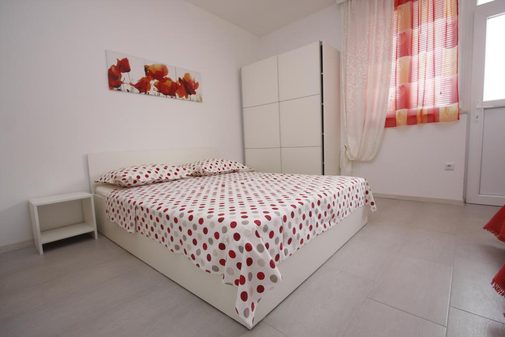 Apartments Lidus Makarska Chambre photo