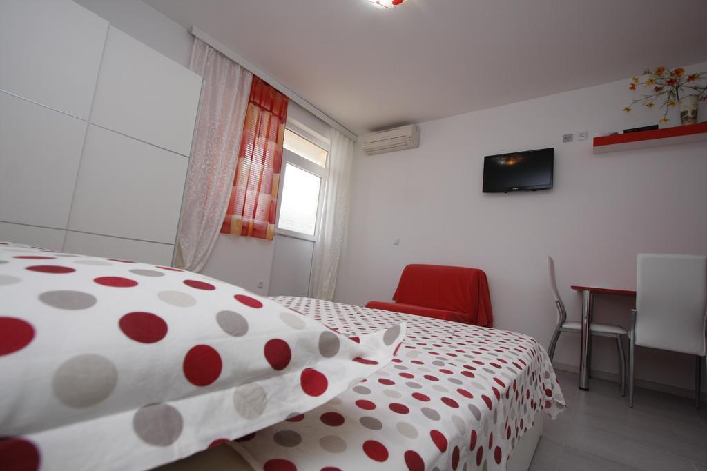 Apartments Lidus Makarska Chambre photo