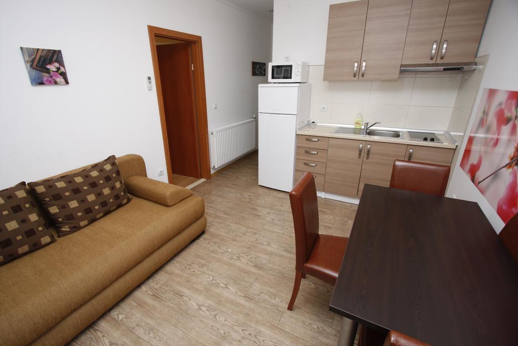 Apartments Lidus Makarska Chambre photo